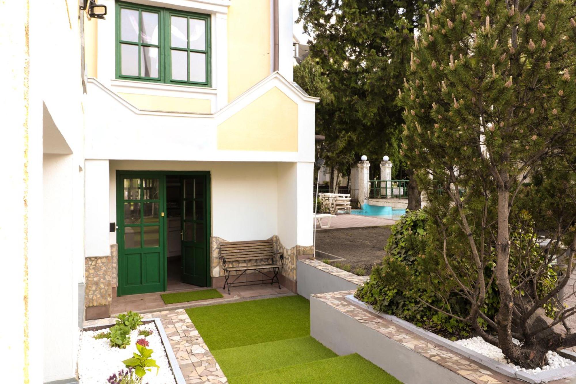 Apartamento Mueller'S 3 Siófok Exterior foto